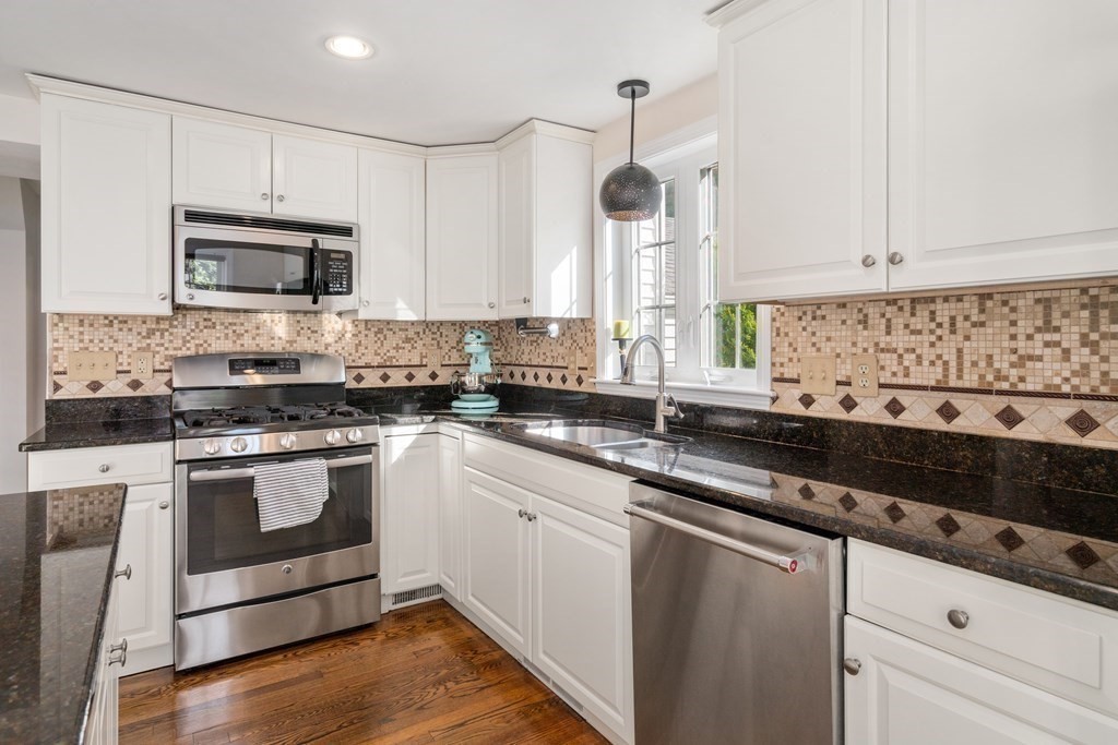 38 Travis Road Natick, MA 01760 - Photo 9 of 40 Gallery Image 9