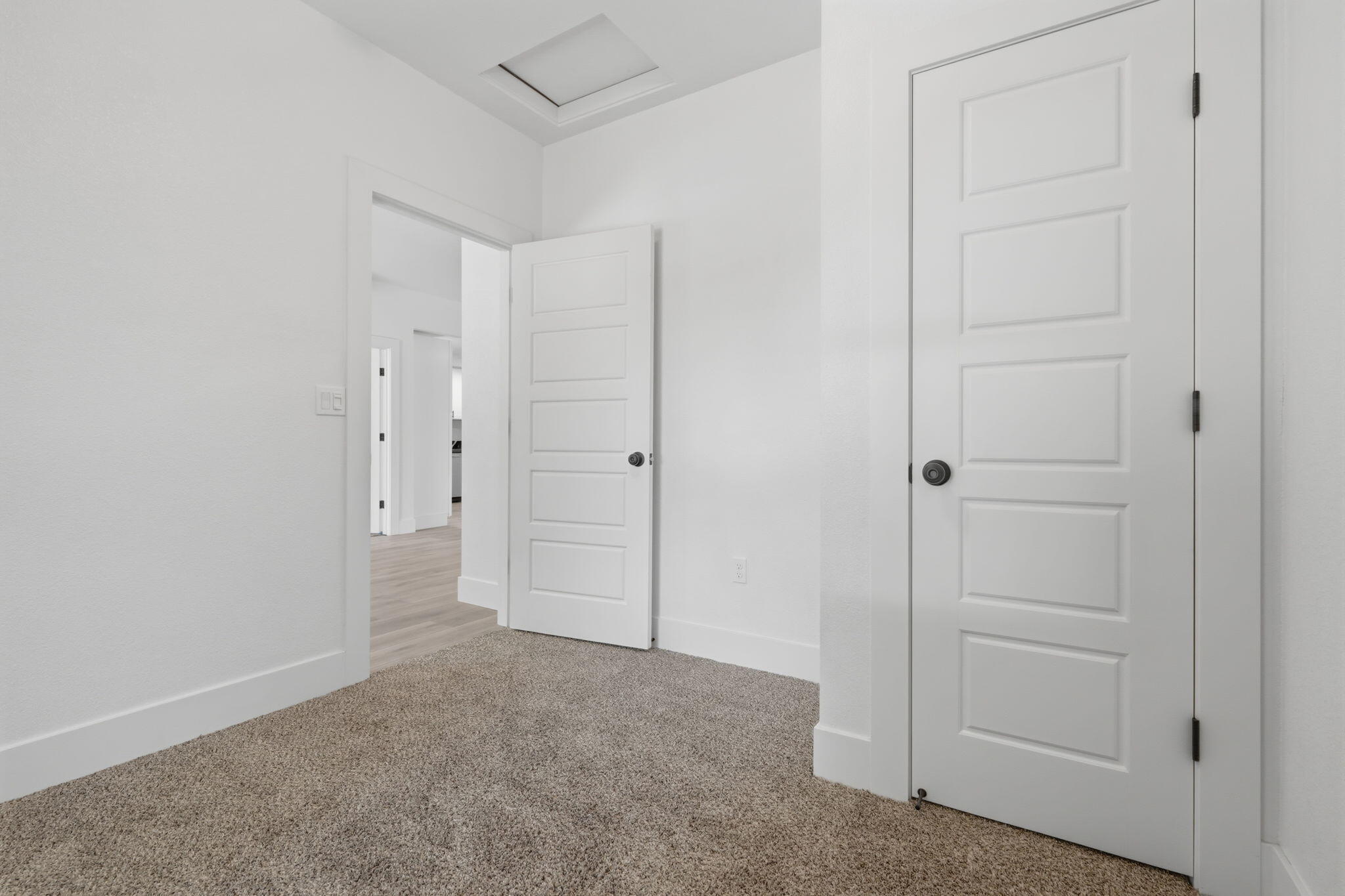 1145 D Street Reedley, CA 93654 - Photo 11 of 40 20-1145_D_St_-_Reedley_CA_019