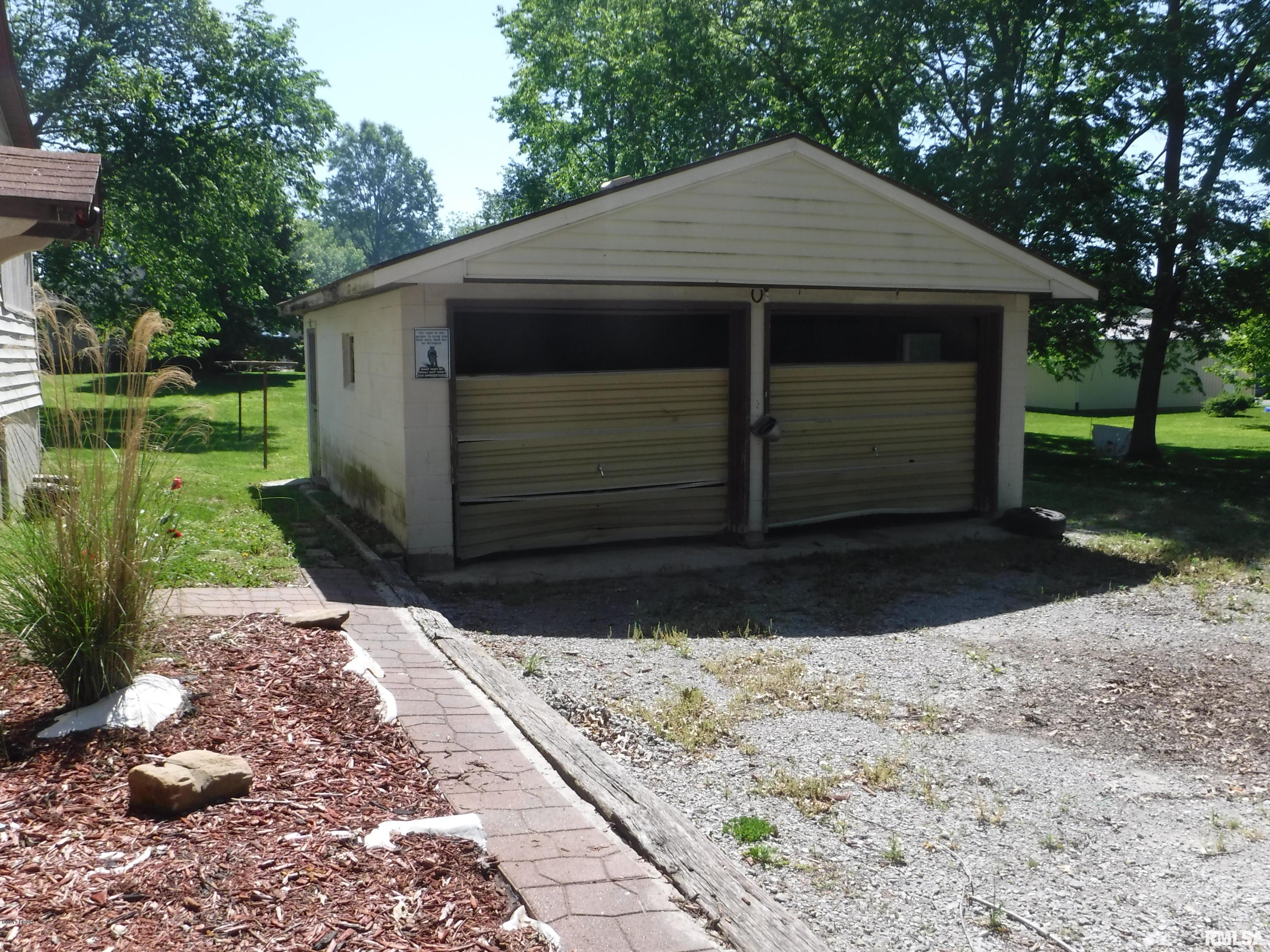 9266 Barbara Kay Road Marion, IL 62959 - Photo 2 of 14