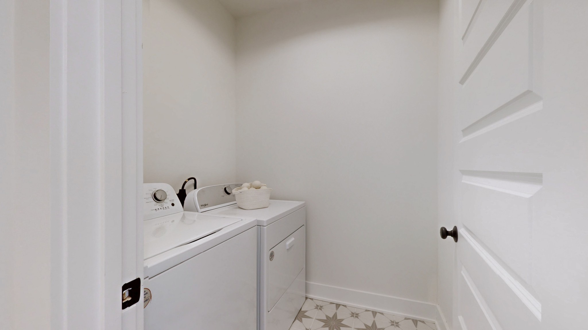1805 Golf Club Road Old Hickory, TN 37138 - Photo 20 of 26 a utility room with dryer and washer