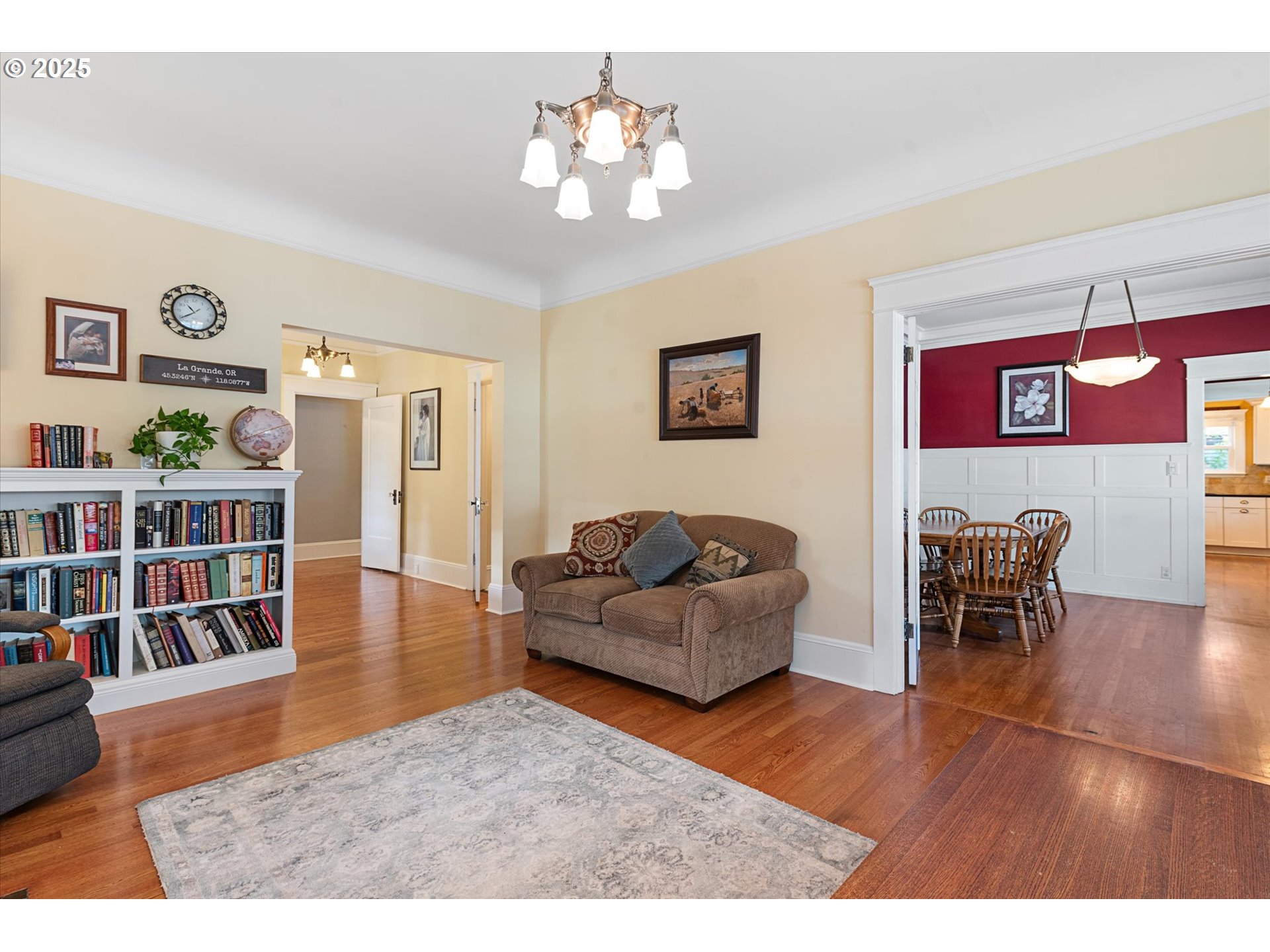 1402 2nd Street La Grande, OR 97850 - Photo 17 of 47 a living room with furniture and a wooden floor