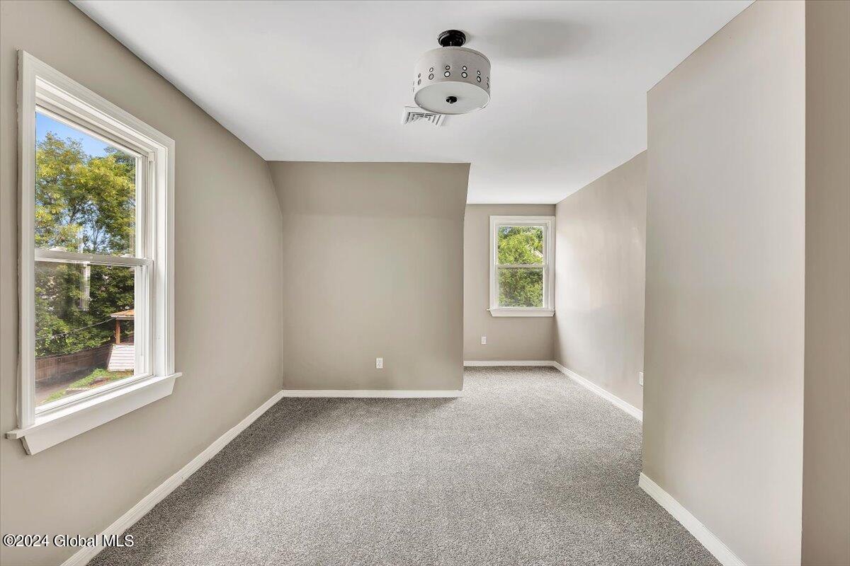 7 Sheldon Street Schenectady, NY 12308 - Photo 18 of 30 23-P1200505