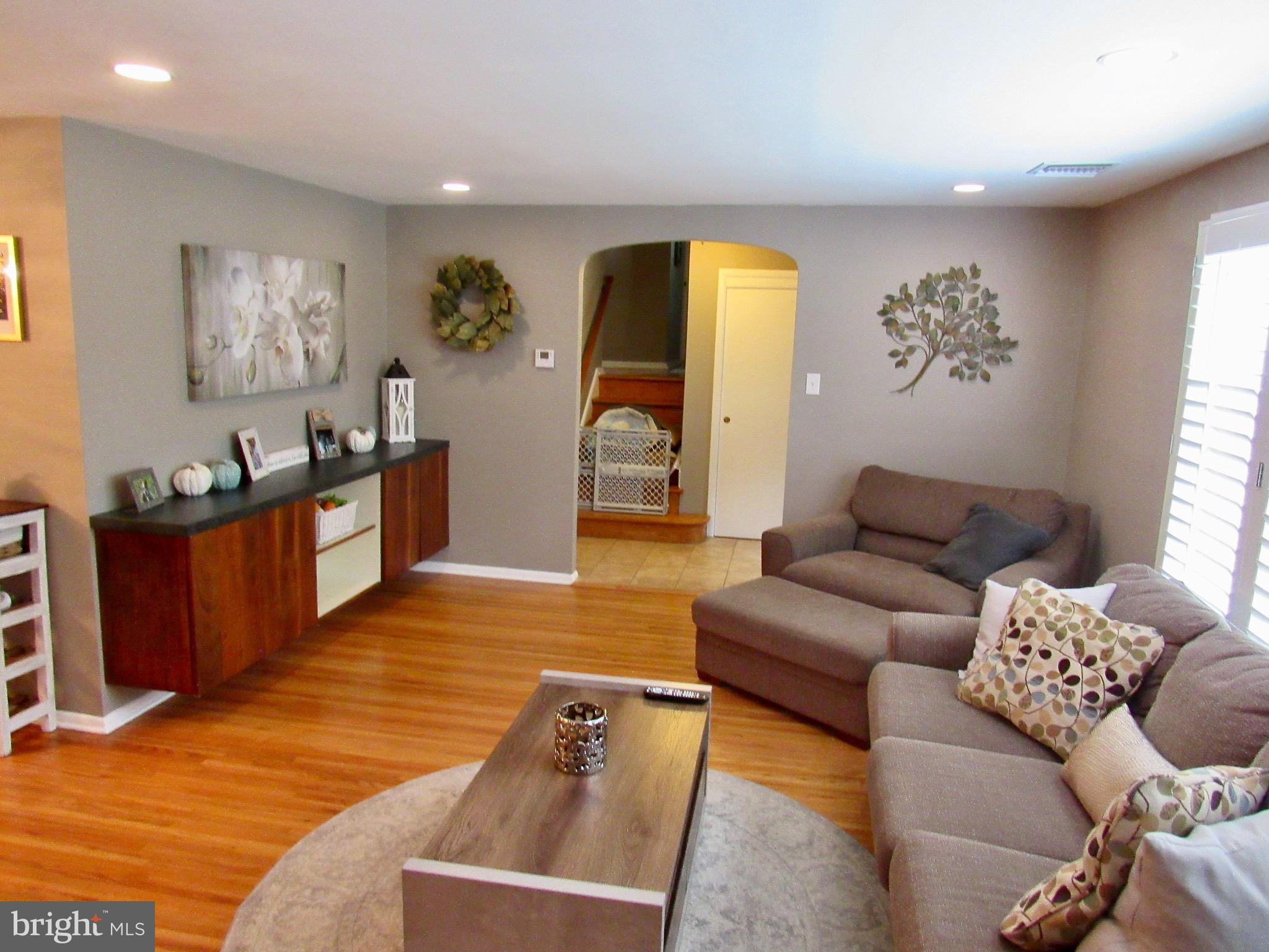 7904 Cobden Road Glenside, PA 19038 - Photo 7 of 35