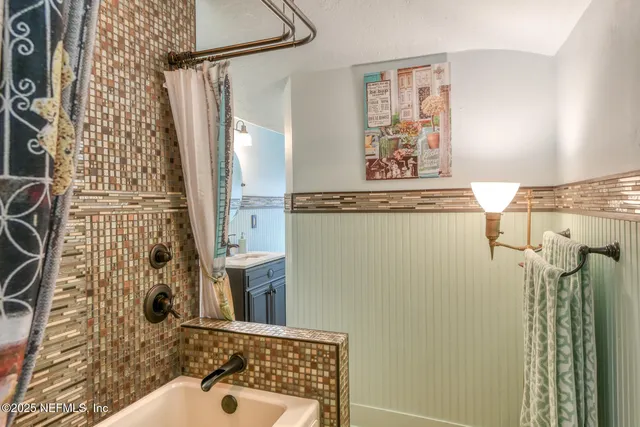 $1,450,000 | 517 South Prospect Street, Crescent City, FL 32112