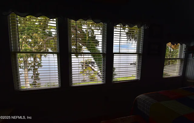 $1,450,000 | 517 South Prospect Street, Crescent City, FL 32112