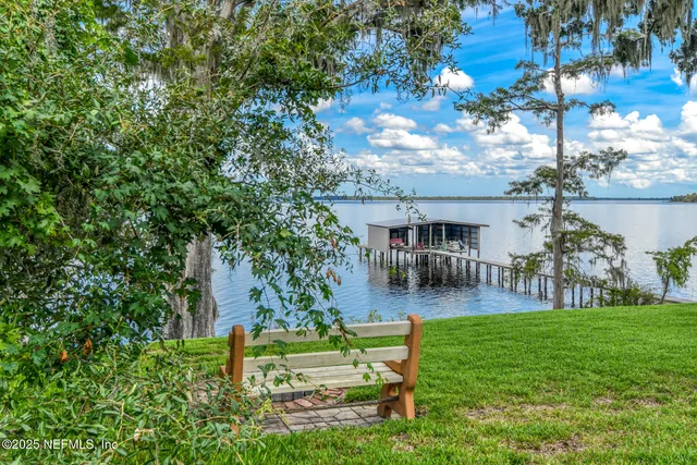 $1,450,000 | 517 South Prospect Street, Crescent City, FL 32112