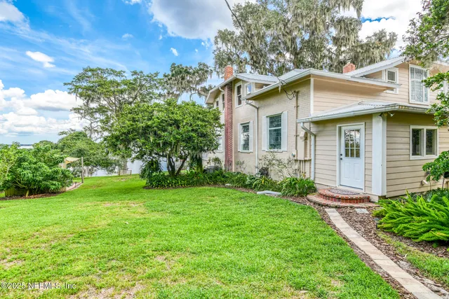 $1,450,000 | 517 South Prospect Street, Crescent City, FL 32112