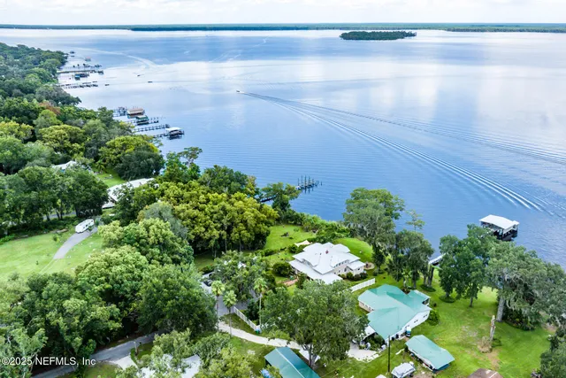 $1,450,000 | 517 South Prospect Street, Crescent City, FL 32112