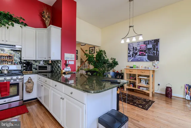 $780,000 | 5510 Jowett Court, Alexandria, VA 22315