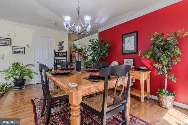 $780,000 | 5510 Jowett Court, Alexandria, VA 22315