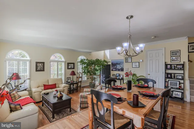 $780,000 | 5510 Jowett Court, Alexandria, VA 22315