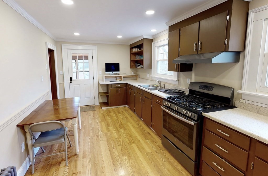 74 High Street Milford, MA 01757 - Photo 9 of 30