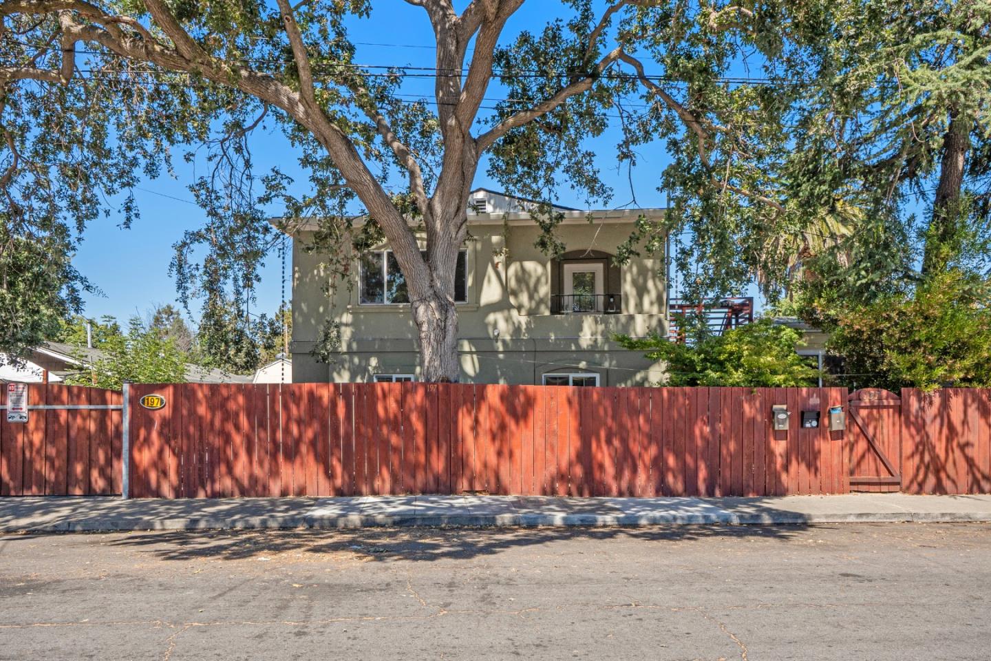 197 Nottingham Avenue Redwood City, CA 94063 - Photo 1 of 42