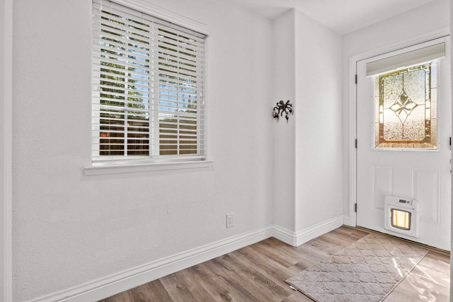 197 Nottingham Avenue Redwood City, CA 94063 - Photo 12 of 42