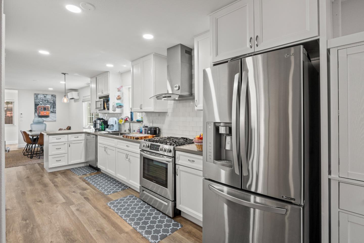 197 Nottingham Avenue Redwood City, CA 94063 - Photo 17 of 42