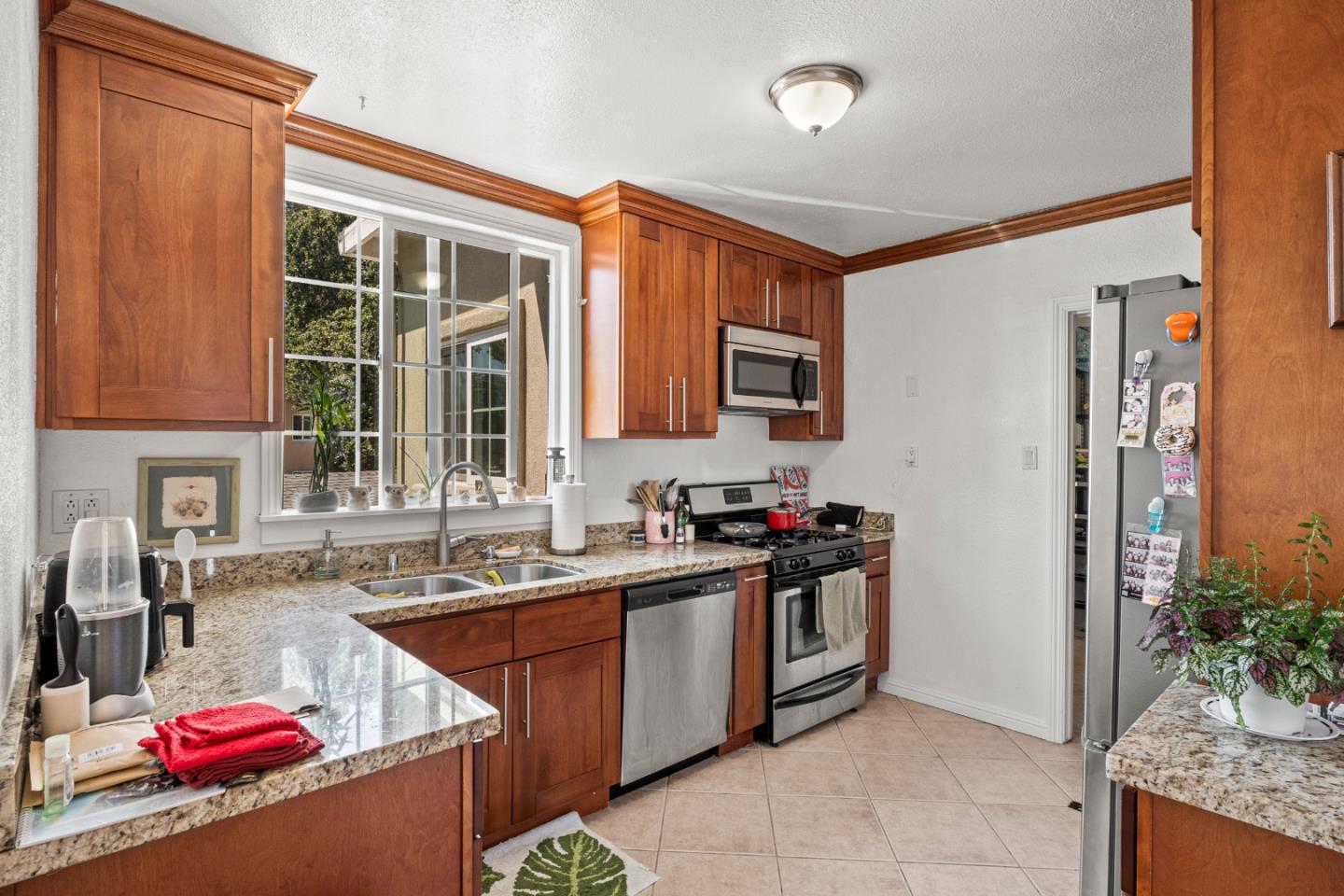 197 Nottingham Avenue Redwood City, CA 94063 - Photo 33 of 42