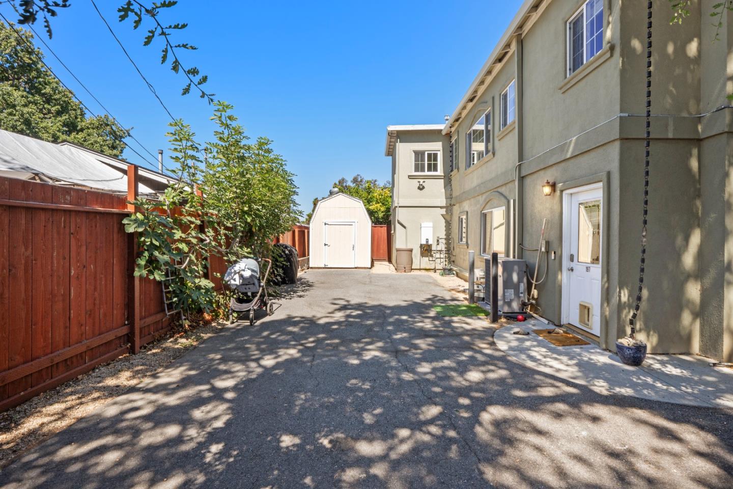 197 Nottingham Avenue Redwood City, CA 94063 - Photo 39 of 42