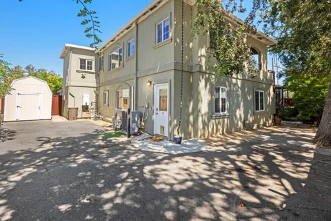 $1,800,000 | 197 Nottingham Avenue, Redwood City, CA 94063