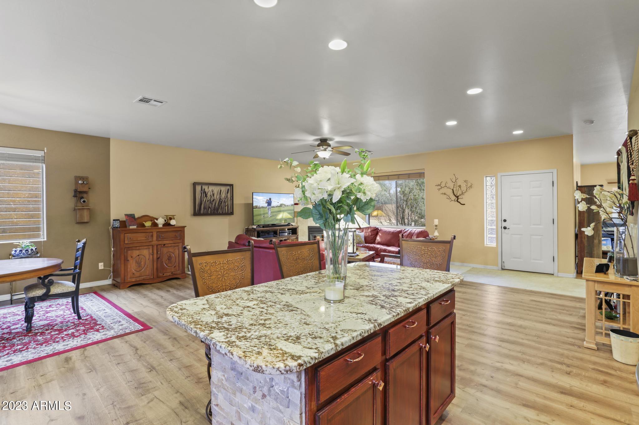 2205 Florence Road Payson, AZ 85541 - Photo 7 of 25 Great Room From Kitchen