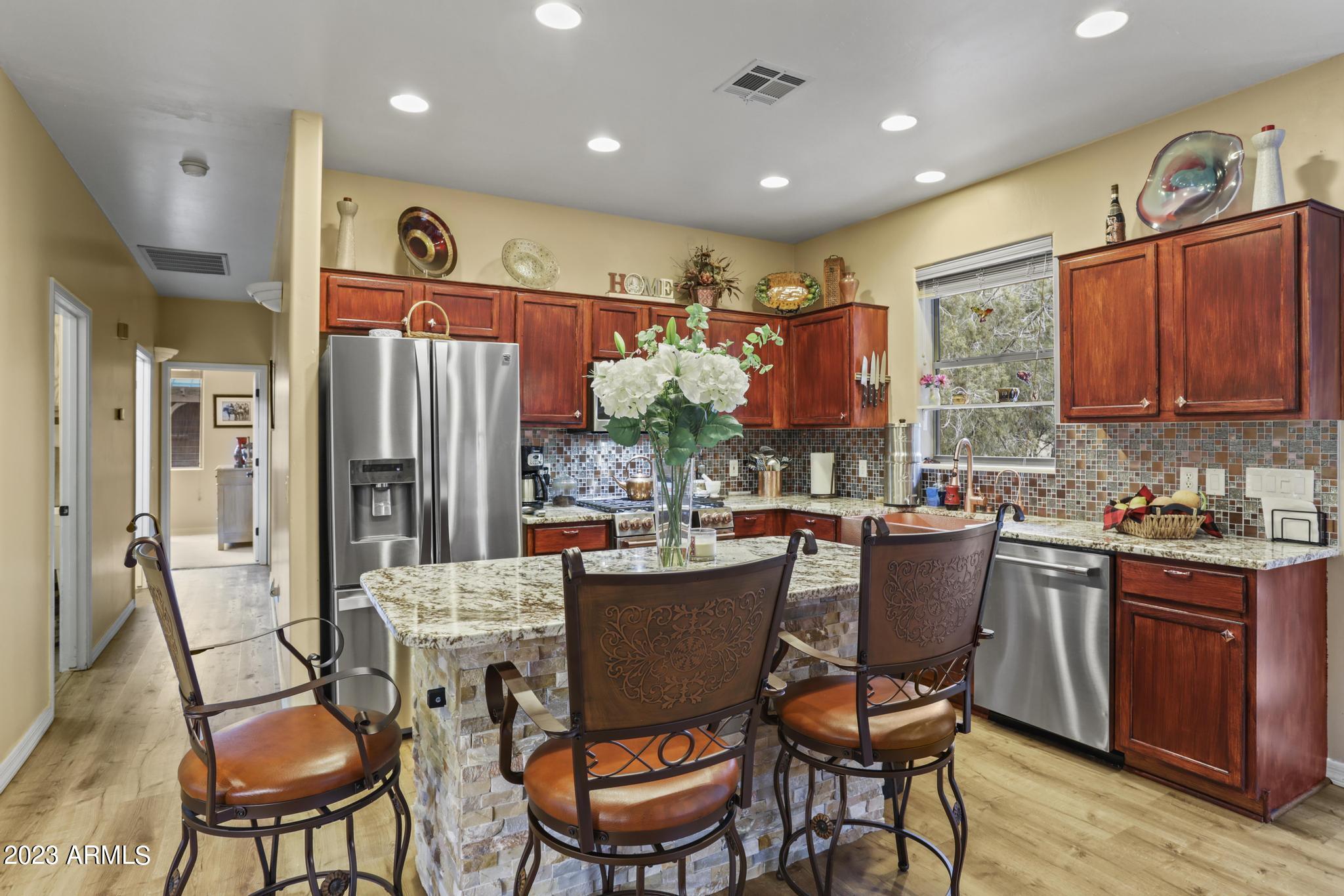 2205 Florence Road Payson, AZ 85541 - Photo 8 of 25 Kitchen Pic 1