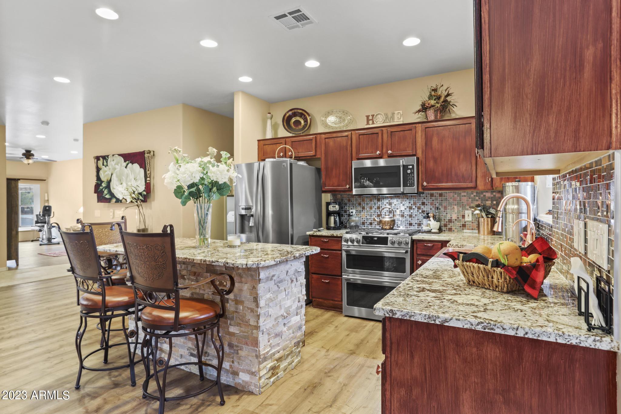 2205 Florence Road Payson, AZ 85541 - Photo 9 of 25 Kitchen Pic 2