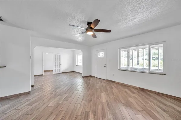 $4,975 | 125 5th Avenue North, Safety Harbor, FL 34695