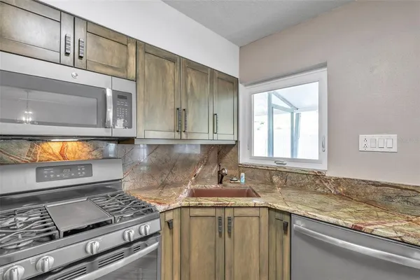 $4,975 | 125 5th Avenue North, Safety Harbor, FL 34695