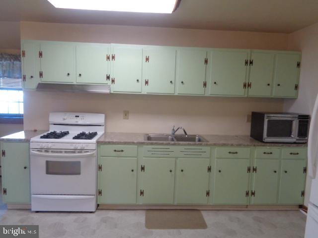 100 Brookfield Avenue Pitman, NJ 08071 - Photo 9 of 22