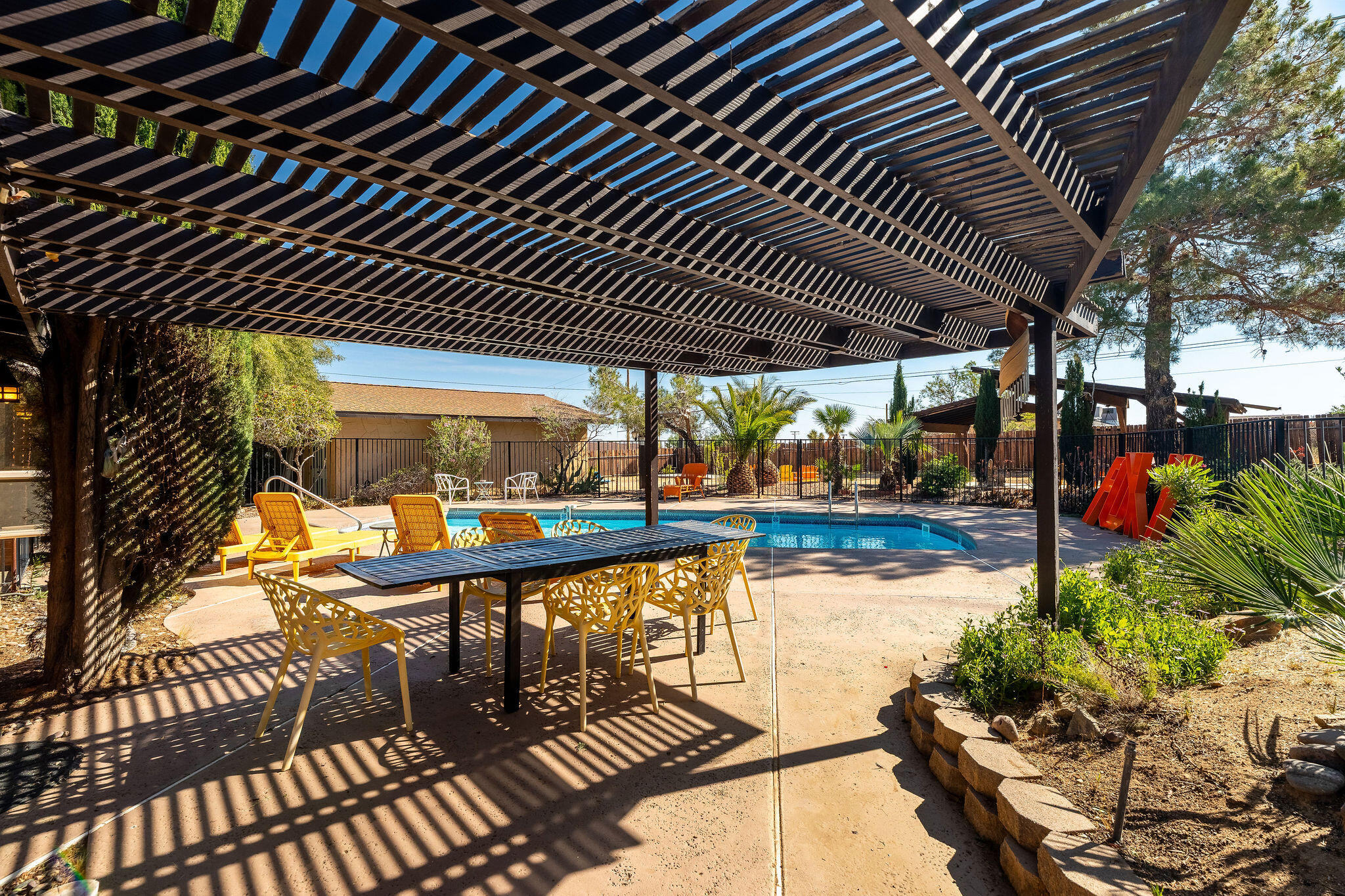 7579 Balsa Avenue Yucca Valley, CA 92284 - Photo 29 of 43 Pergola