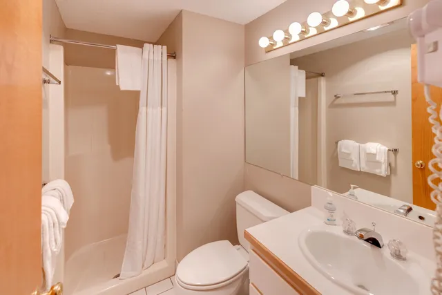 $299,000 | 48 Cooper Memorial Drive, Unit 111, Lincoln, NH 03251