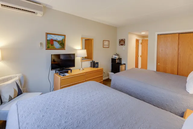 $299,000 | 48 Cooper Memorial Drive, Unit 111, Lincoln, NH 03251