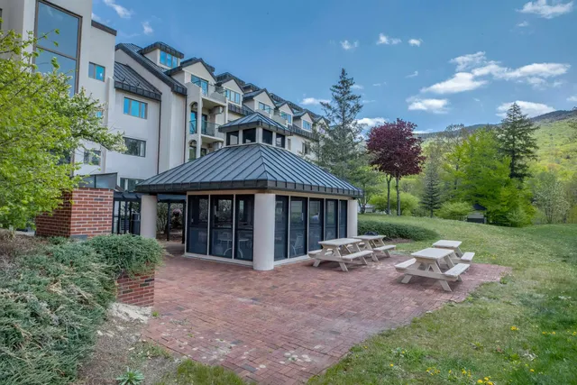 $299,000 | 48 Cooper Memorial Drive, Unit 111, Lincoln, NH 03251