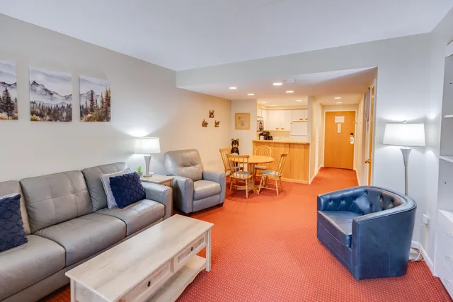 $299,000 | 48 Cooper Memorial Drive, Unit 111, Lincoln, NH 03251