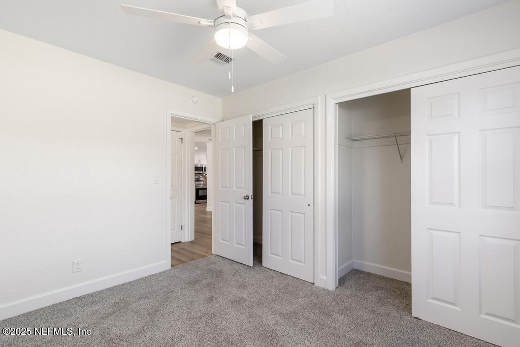 7214 Hernando Road Jacksonville, FL 32217 - Photo 18 of 21 an empty room with a bathroom