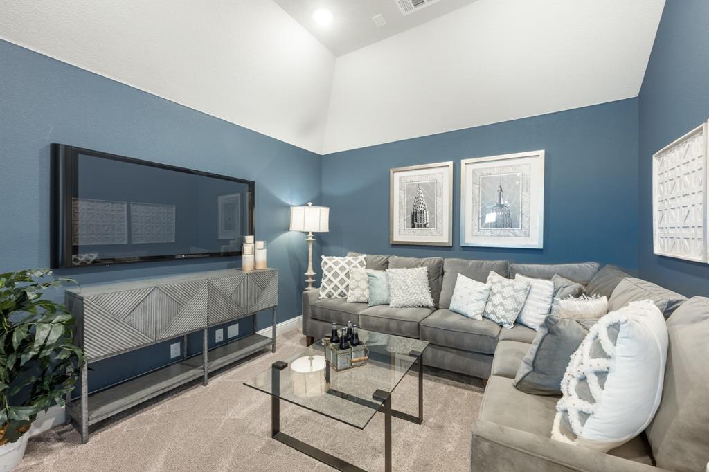 817 Rusty Run Drive Midlothian, TX 76065 - Photo 30 of 40 a living room with furniture and a window