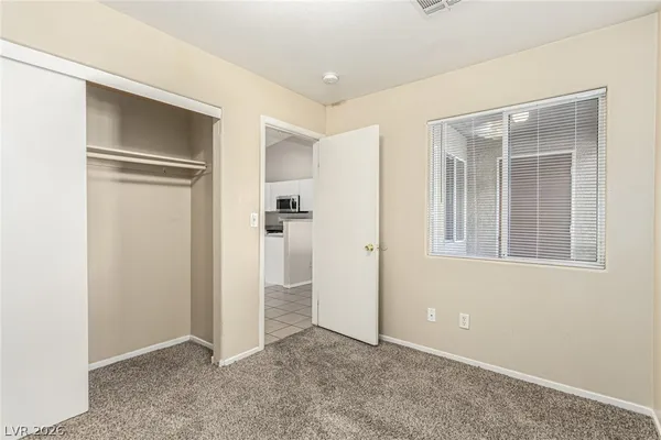 $1,225 | 3873 Soda Springs Drive, Las Vegas, NV 89115