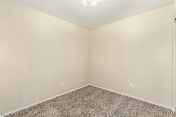 $1,225 | 3873 Soda Springs Drive, Las Vegas, NV 89115