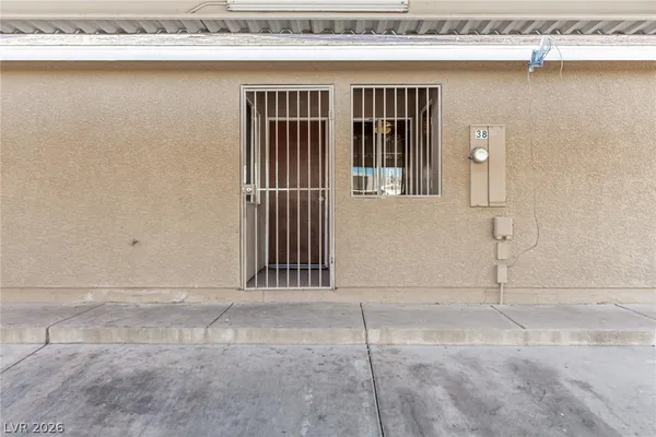$1,225 | 3873 Soda Springs Drive, Las Vegas, NV 89115