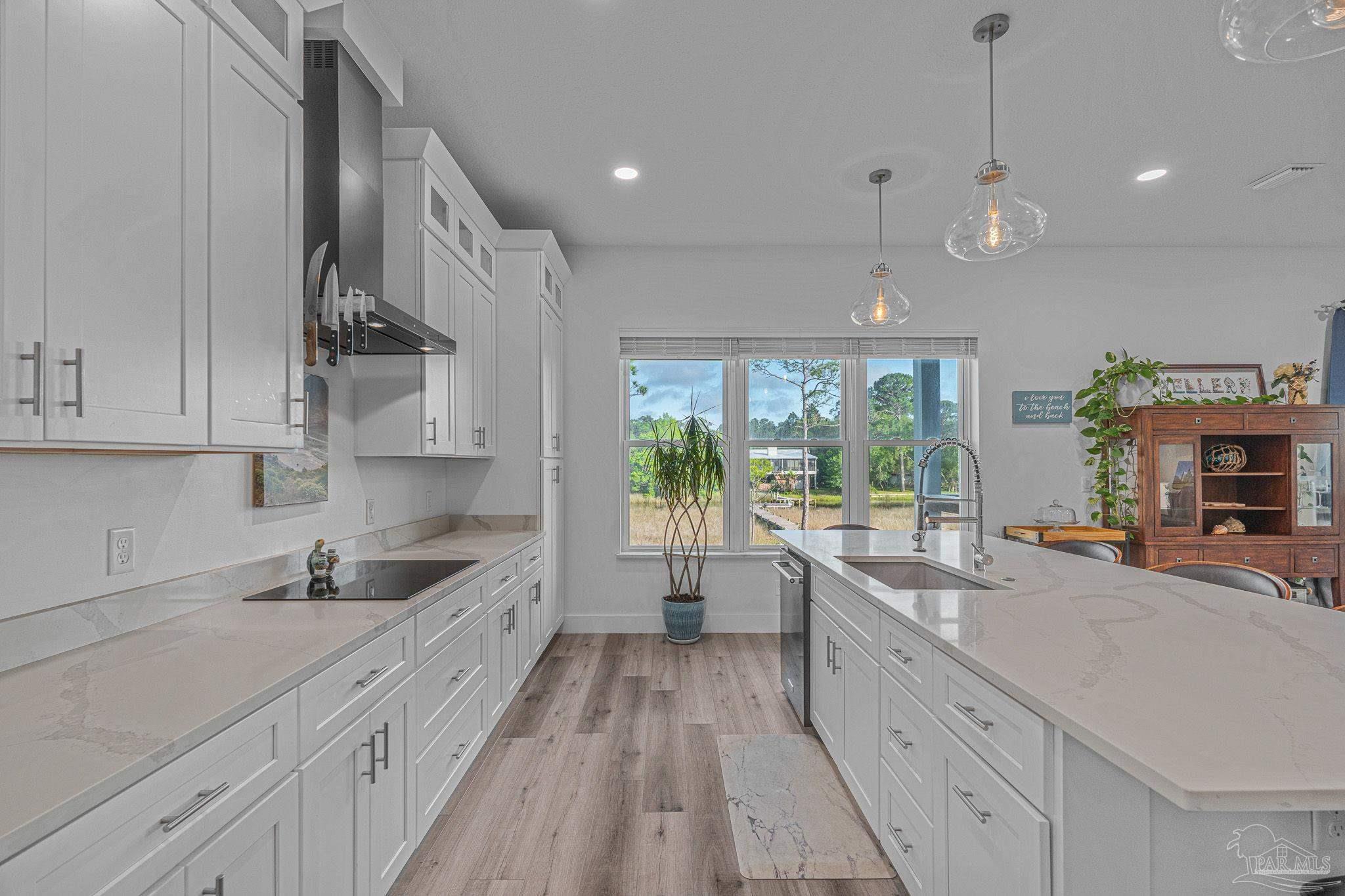 2032 Bay Point Boulevard Milton, FL 32583 - Photo 8 of 72