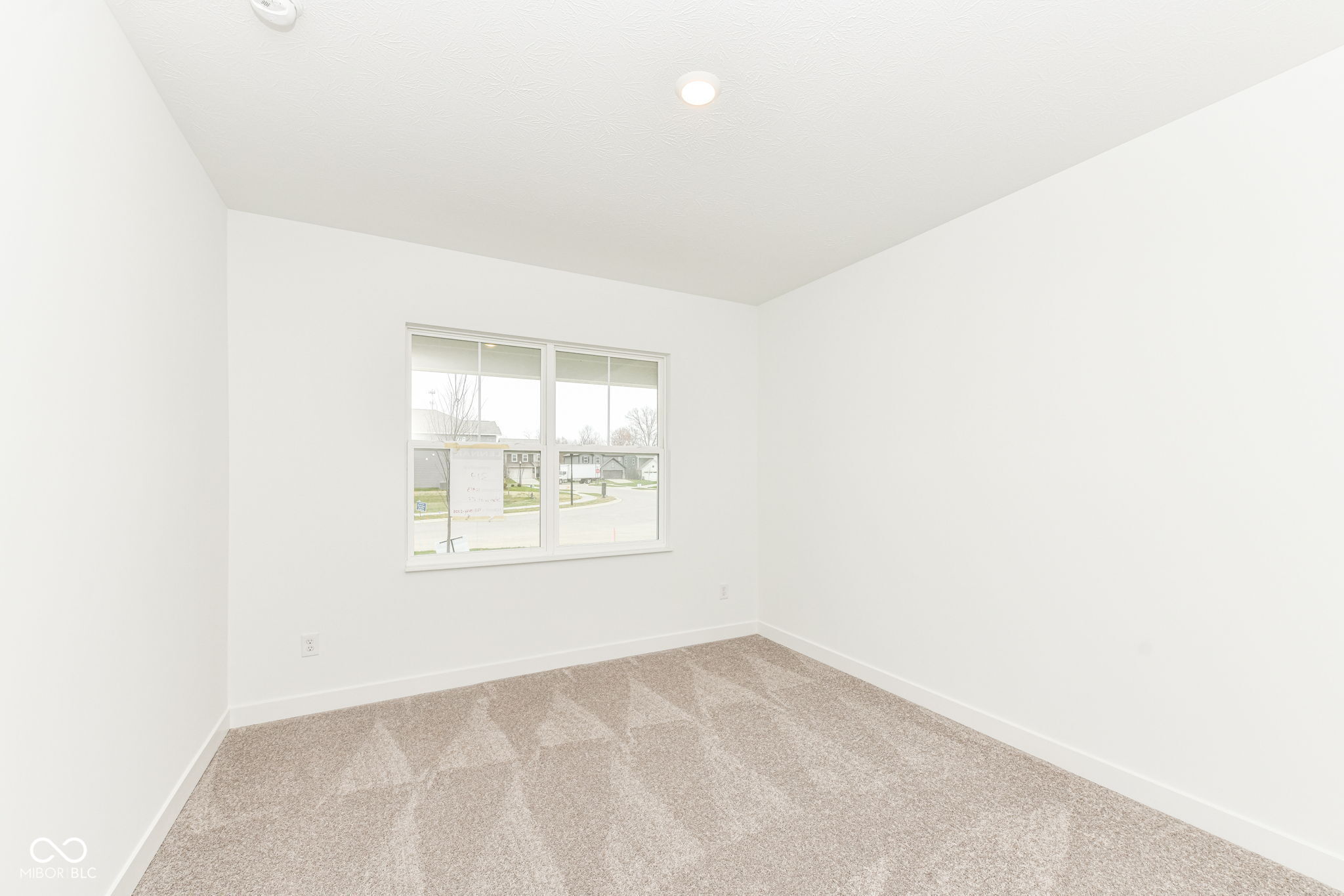 16913 Sherwin Court Noblesville, IN 46062 - Photo 3 of 31