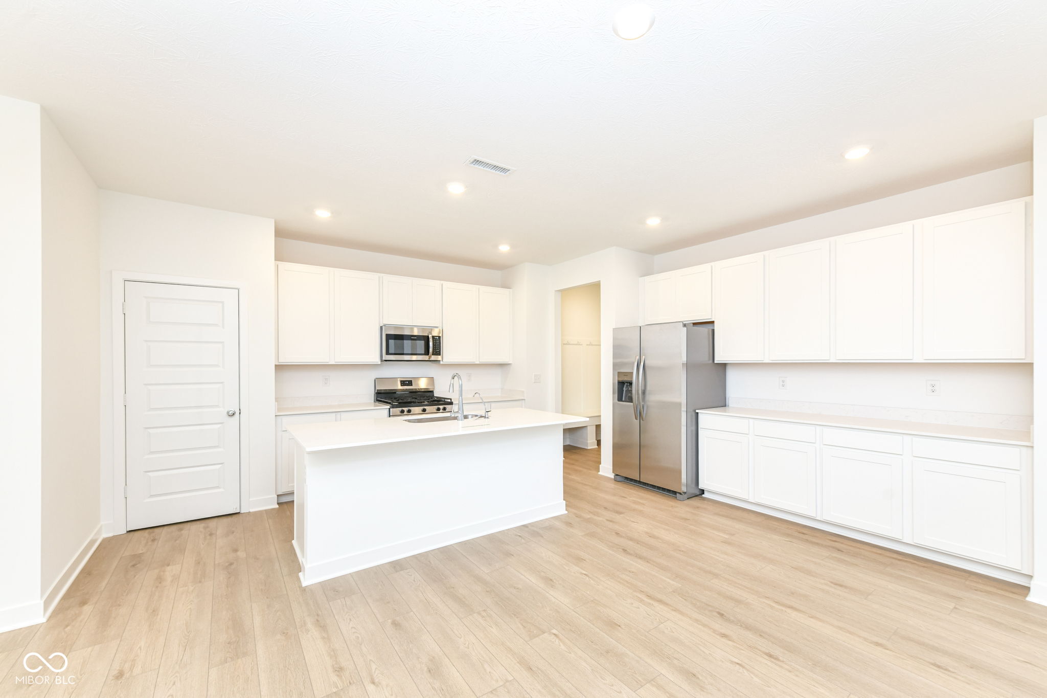 16913 Sherwin Court Noblesville, IN 46062 - Photo 9 of 31