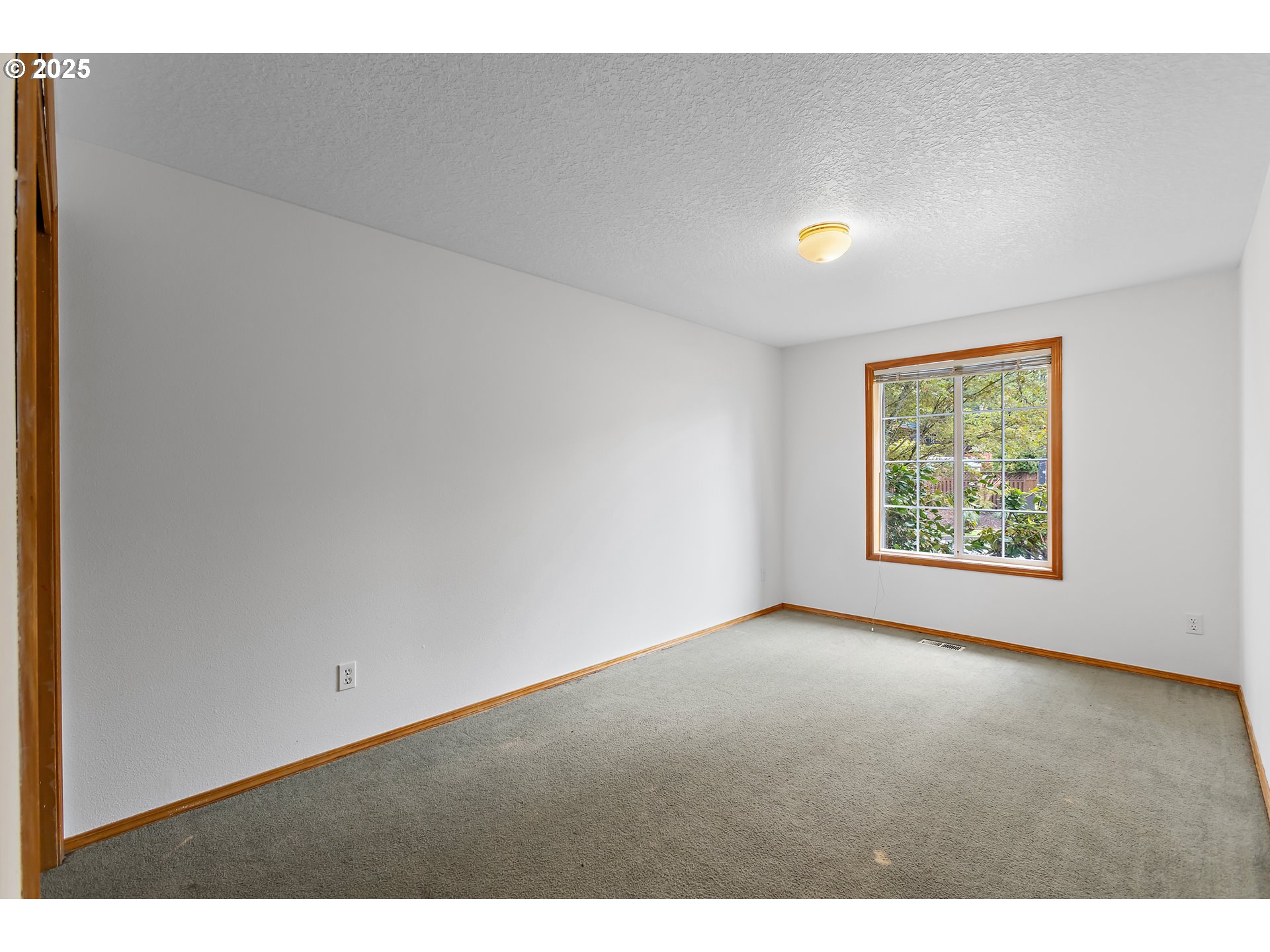 2981 Southwest 31st Street Gresham, OR 97080 - Photo 23 of 34