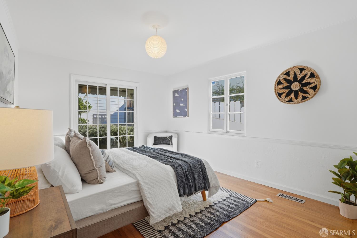 4614 Jacobus Avenue Oakland, CA 94618 - Photo 21 of 40 a bedroom with a bed and a window