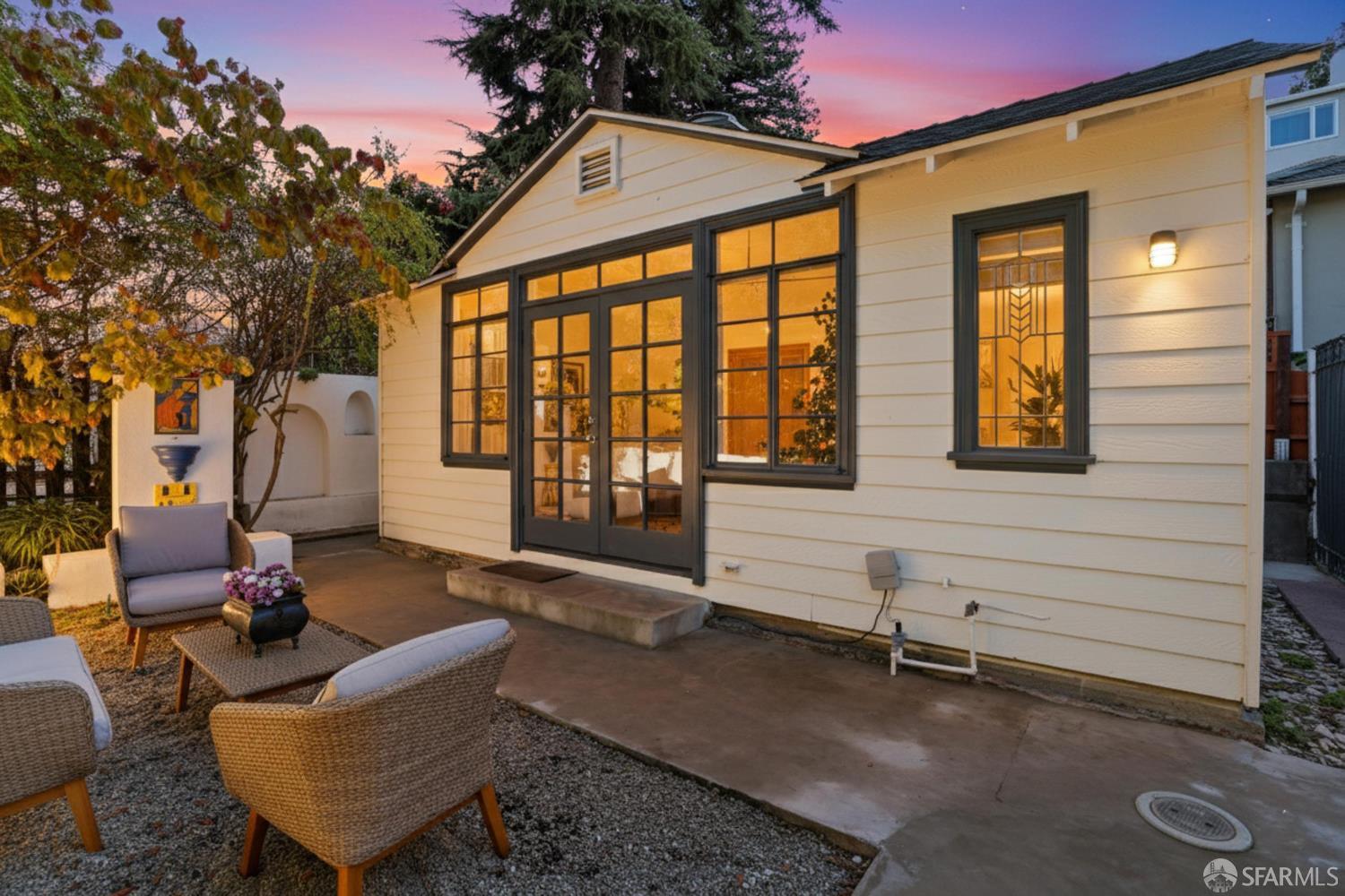 4614 Jacobus Avenue Oakland, CA 94618 - Photo 28 of 40 a building outdoor space with patio furniture