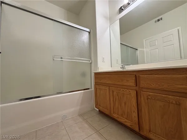 $2,000 | 50 Aura De Blanco Street, Unit 13102, Henderson, NV 89074