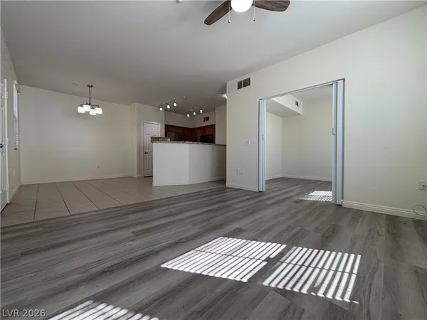 $2,000 | 50 Aura De Blanco Street, Unit 13102, Henderson, NV 89074
