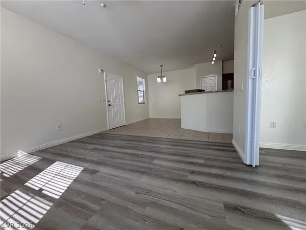 $2,000 | 50 Aura De Blanco Street, Unit 13102, Henderson, NV 89074