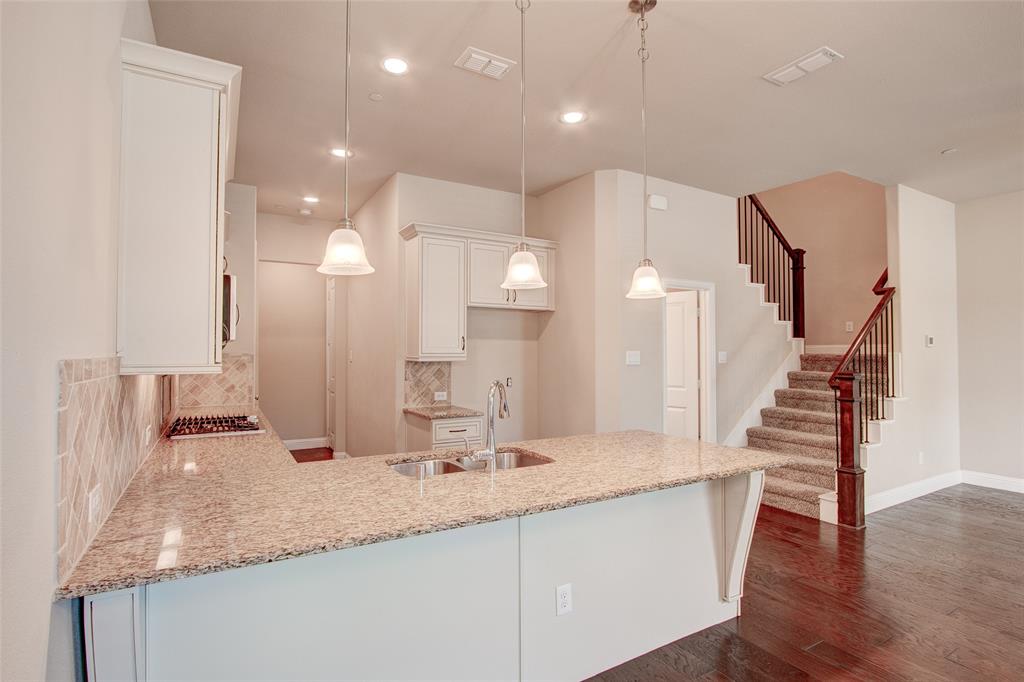 6156 Rilla Street Frisco, TX 75035 - Photo 10 of 32 a bathroom with a sink and a mirror