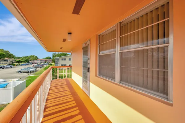 $1,400 | 332 Sheffield North, West Palm Beach, FL 33417
