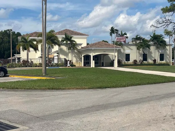 $1,400 | 332 Sheffield North, West Palm Beach, FL 33417